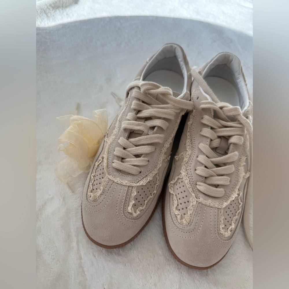 ALOHAS Crochet Cream Lace-Up Sneakers- BRAND NEW